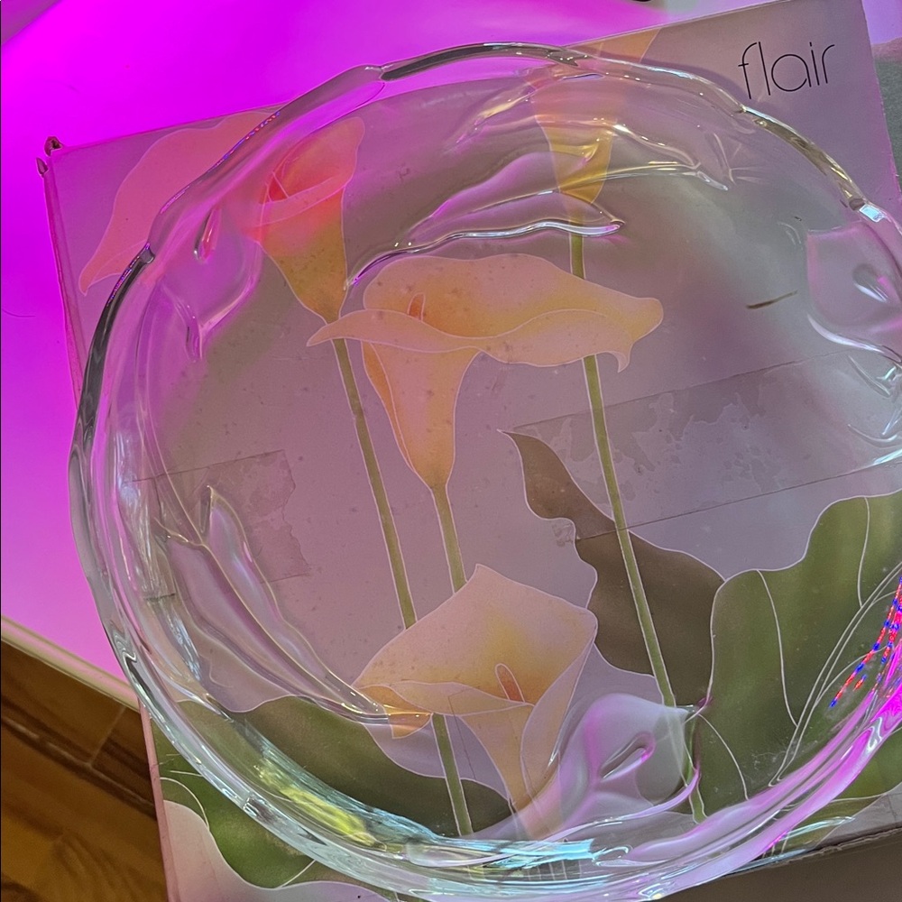 Mikasa Flair Glass Plate - Clear